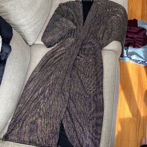 Metallic tulip open skirt wide sleeve